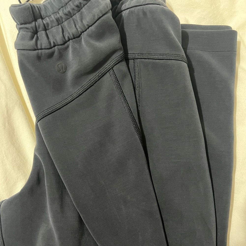 Lululemon Women’s Softstreme High-Rise Pants in Tall